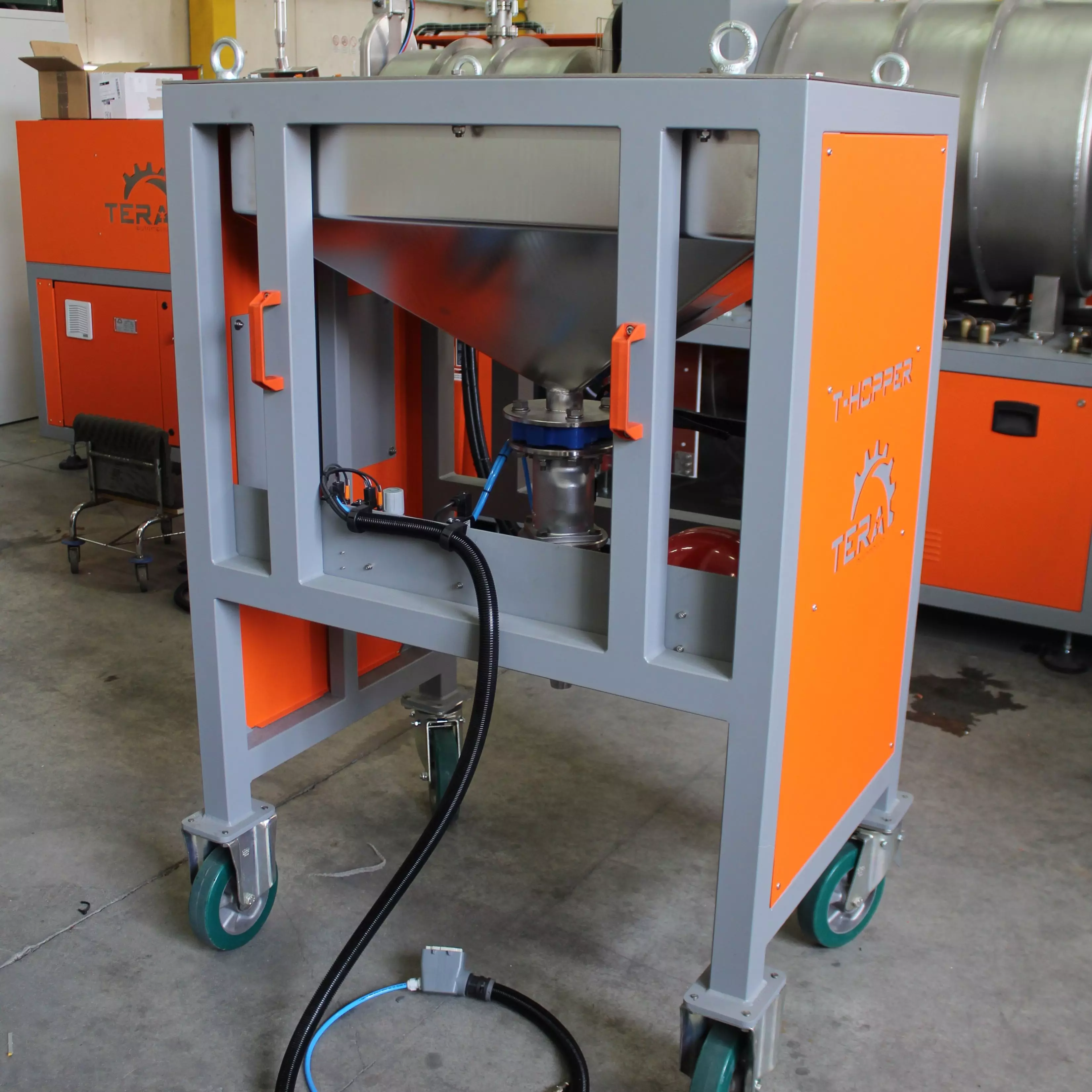 Immagine sezione: T-HOPPER È COMPOSTO DA: