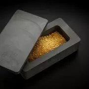 Graphite mold with grains