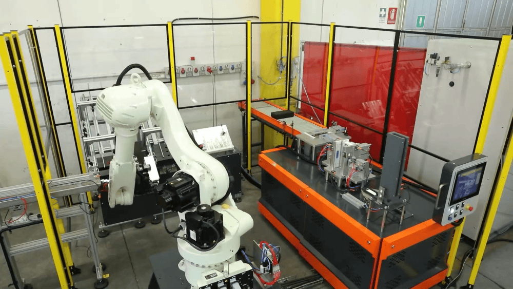 COME FUNZIONA L'ISOLA ROBOTIZZATA T-BOXING?